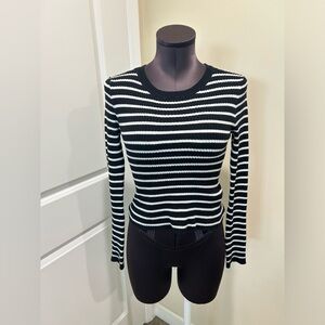 Forever 21 long sleeve top size S
